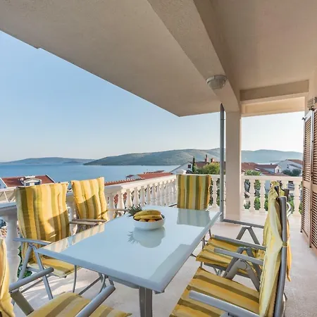 Apartments Petric Seget Vranjica Exterior photo