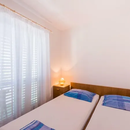 Apartments Petric Seget Vranjica Exterior photo