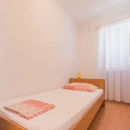 Apartments Petric Seget Vranjica Exterior photo